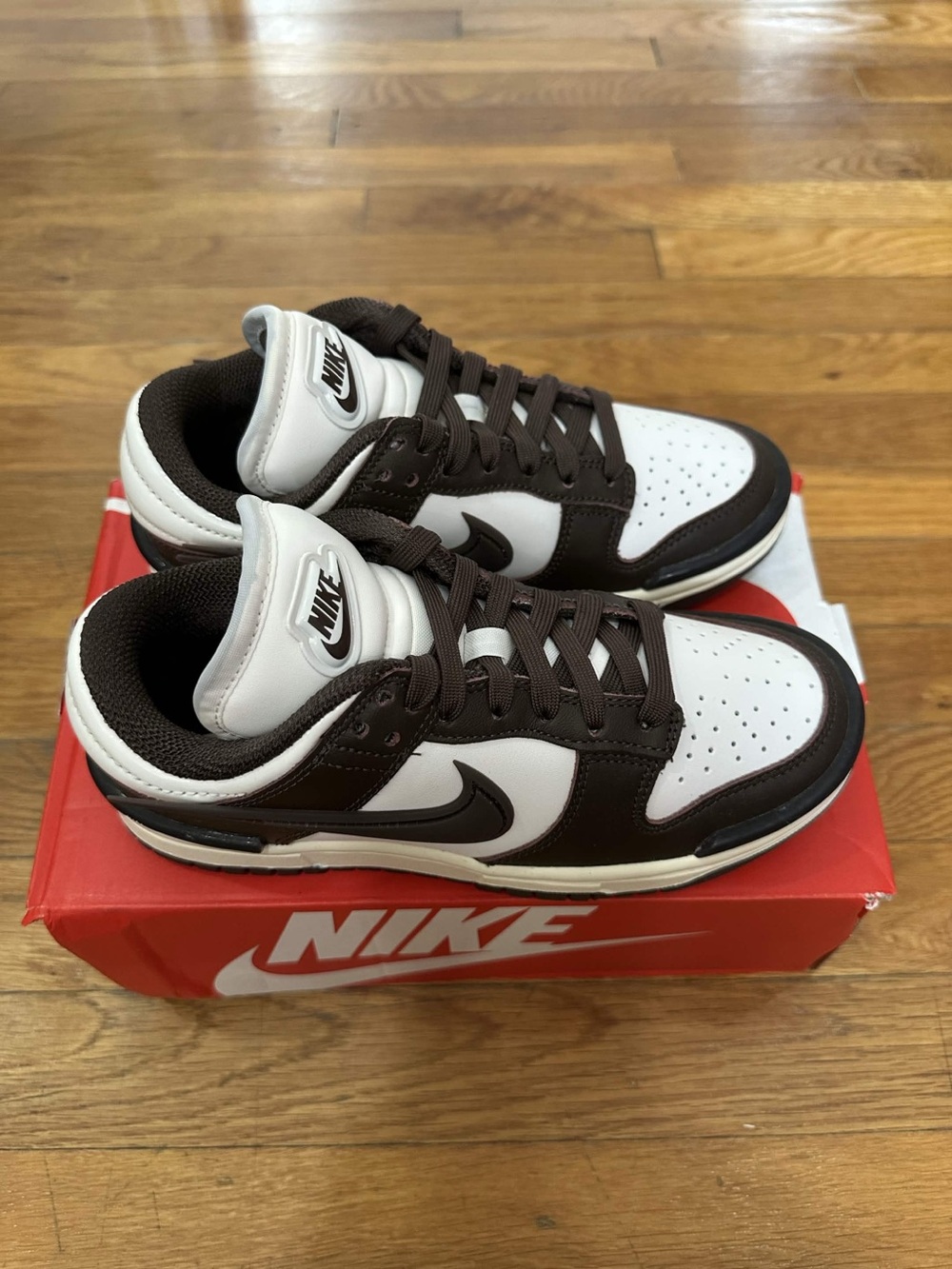 *Slightly Used* Nike Dunk Low Twist Women White Brown (DZ2794-003) Size 5.5W